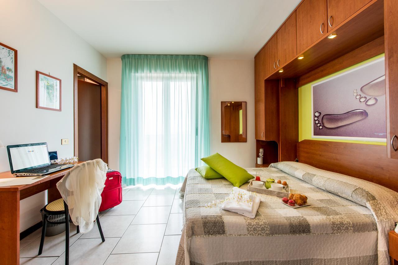 Hotel Villa Truentum Martinsicuro Exteriér fotografie